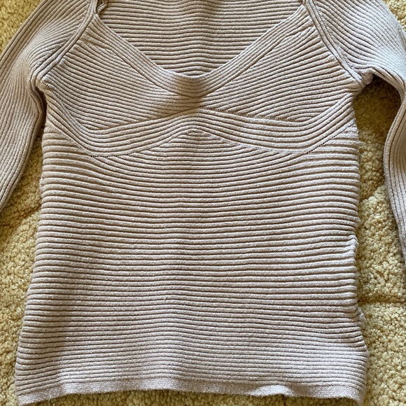 Shein women’s size medium sweater t shirt long sleeve  cropped color tan - Picture 2 of 4